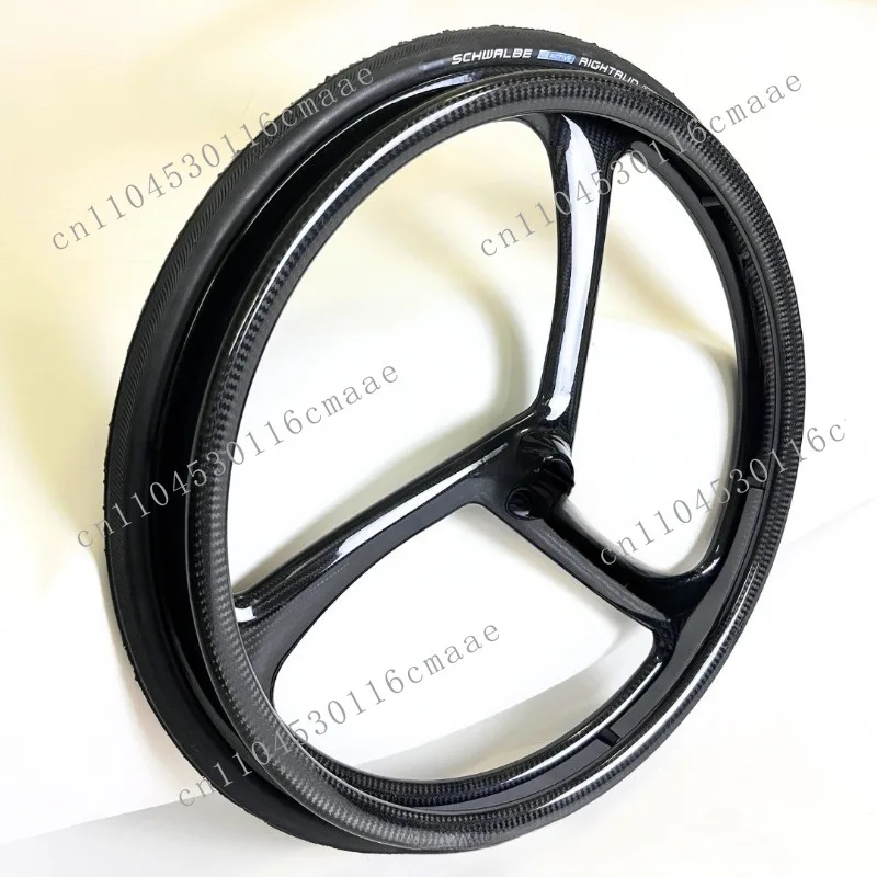24-inch sports wheelchair, high-end full carbon fiber material wheelchair, rear wheel inflatable large wheelchair accessory