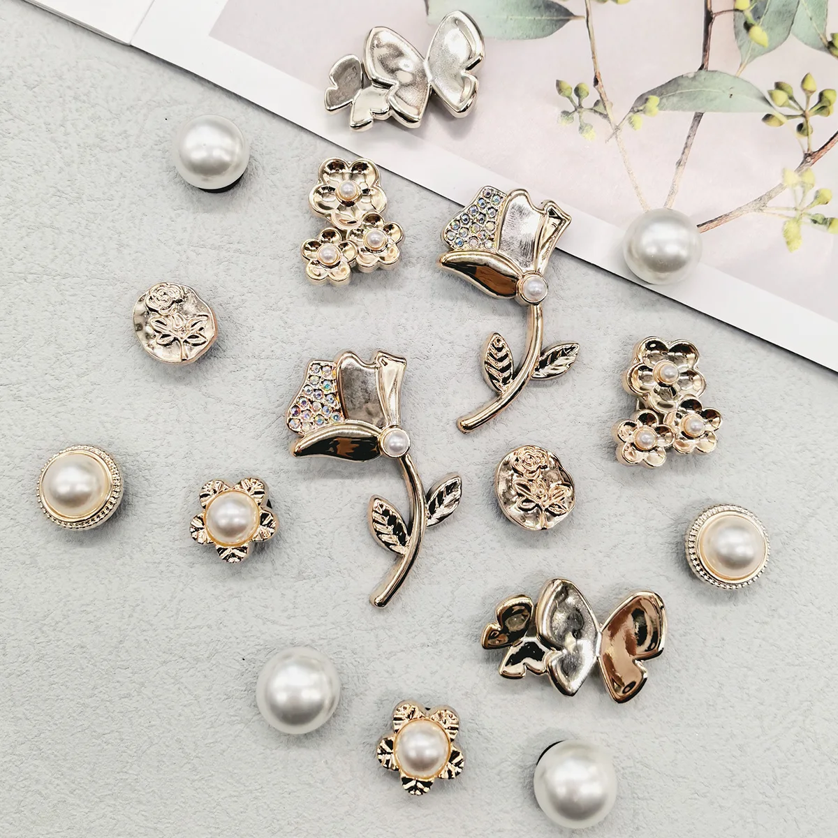 16PCS Golden Silvery Flower Shoe Charms DIY Decorations Bling Butterfly Clog Shoes Buckles Accessories Luxury Heart Shoe Clips