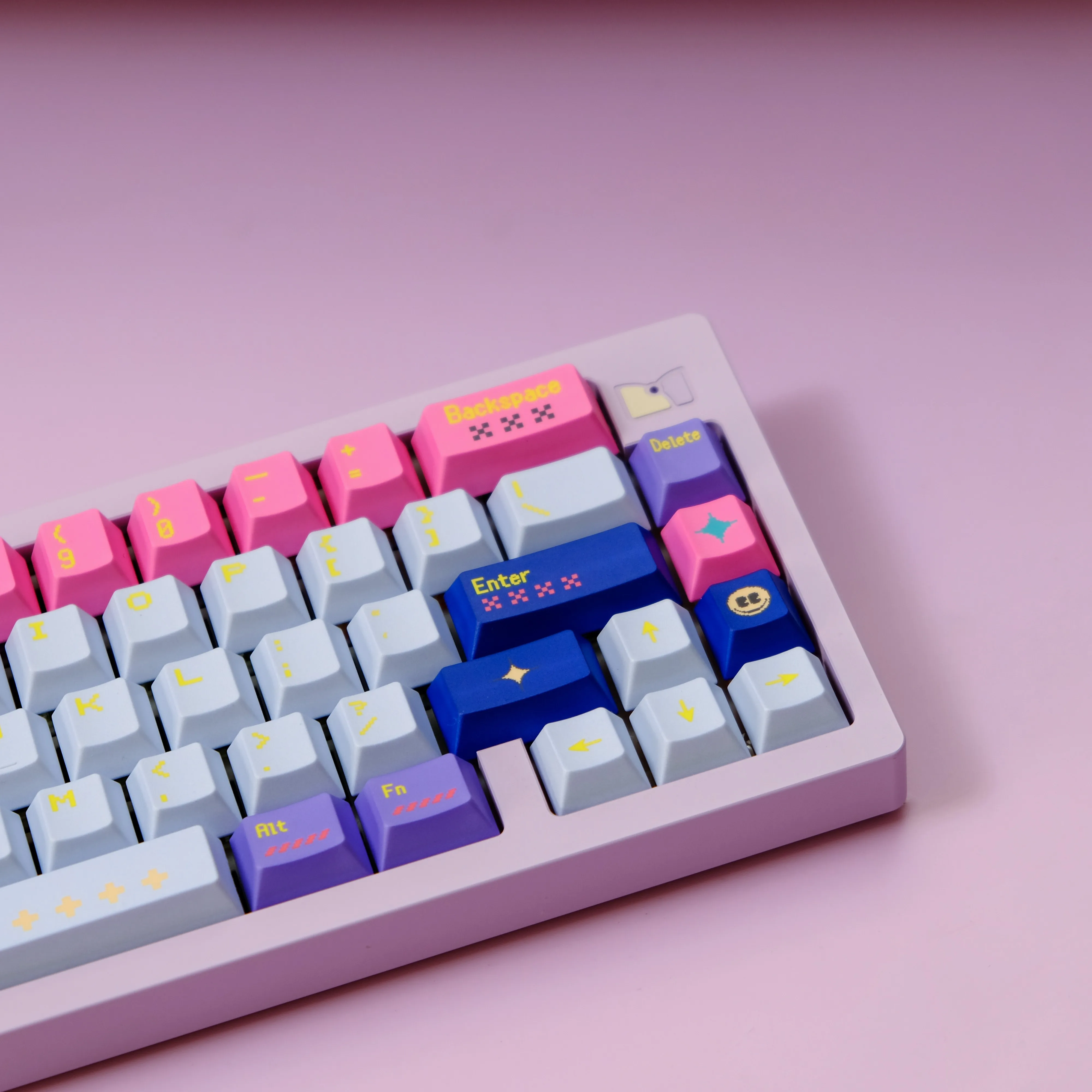Keycap Profil Ceri PBT Sublimasi Termal Pixel Girl Set Keycaps