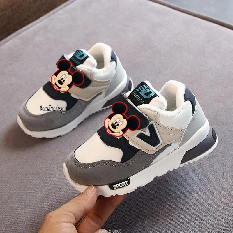 Çocuklar koşu ayakkabıları Disney Mickey Minnie Sneakers moda kız spor ayakkabı Shoes Breathable nefes erkek ayakkabı Tenis Infantil