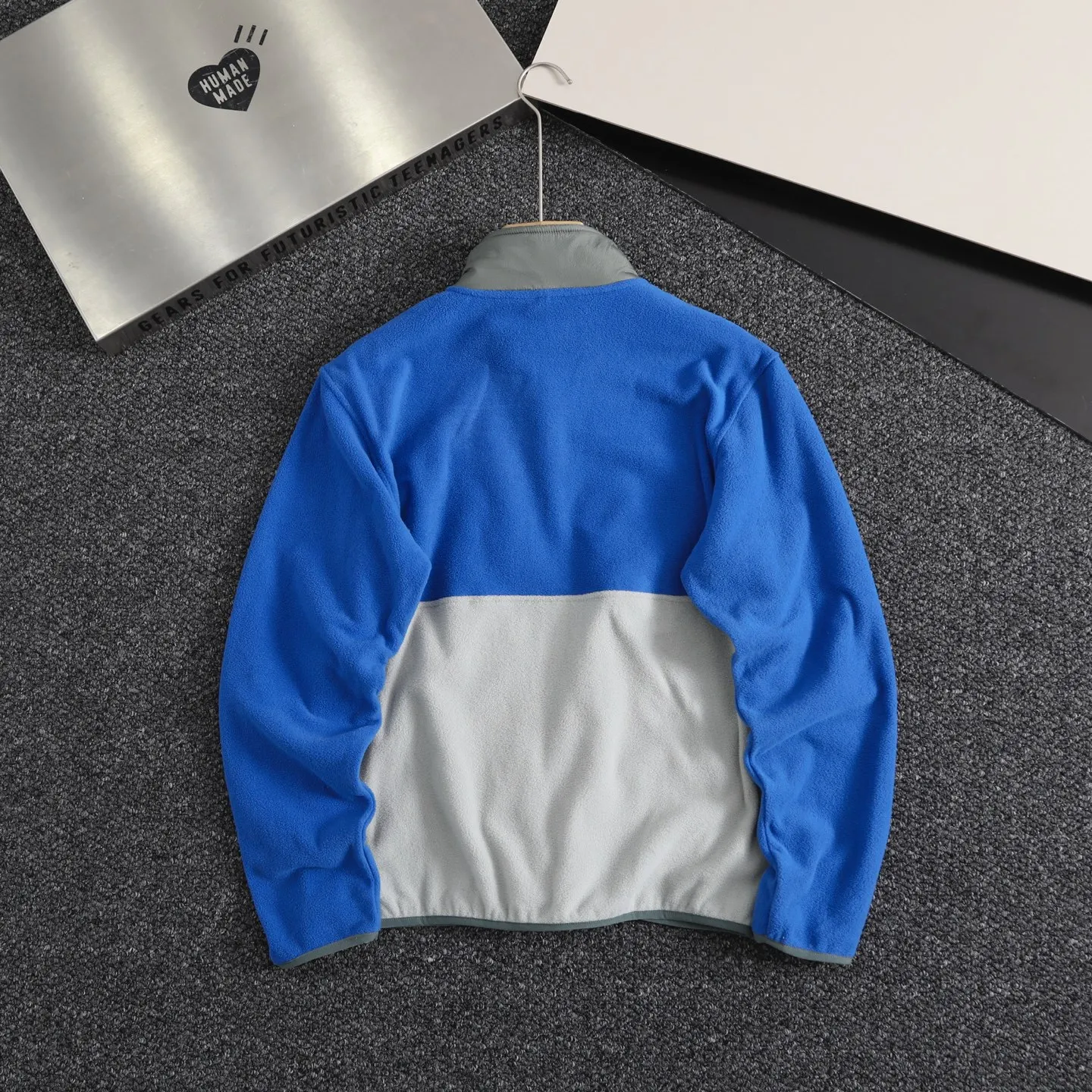 Felpa da uomo con cerniera semi-cerniera alla moda, casual, calda e traspirante per escursioni all'aperto, giacca sportiva in pile autunnale e invernale