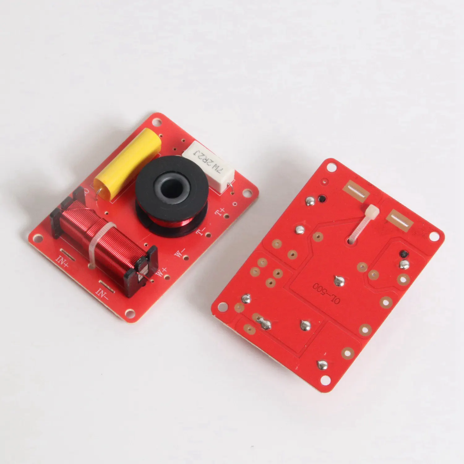 

A69Z 2 Pcs Accessories: 1 Pcs Bluetooth Mp3 Decoder Board Decoding Player Module & 1 Pcs 130W Speaker Crossover 2 Way High-Low 8