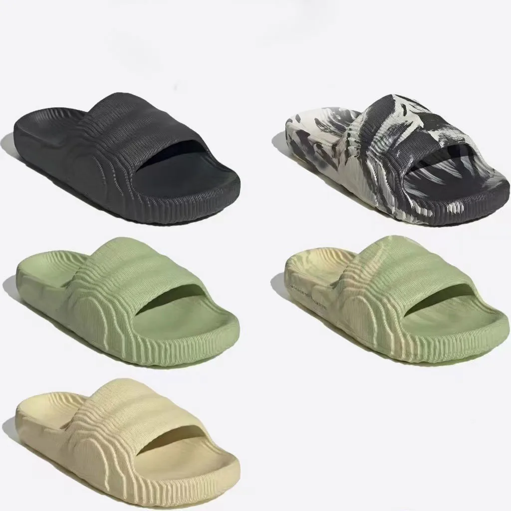 House Slipper Platform Woman Cloud Summer Sandals Men Flip Flops Beach Slides Casual Home Shoe Flat Non Slip Eva Female bathroom
