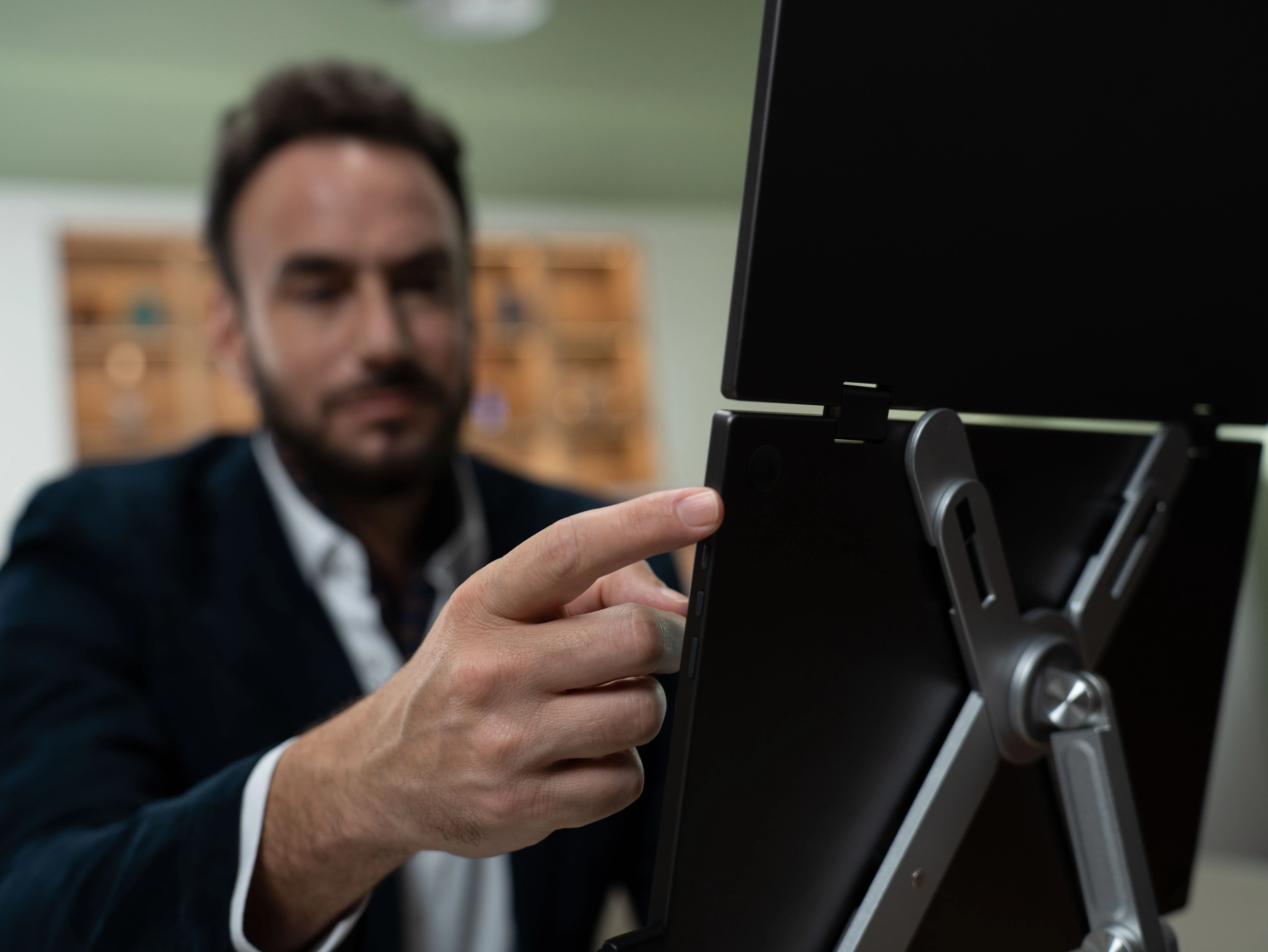 Taşınabilir Çift Monitör 2 x 1 - Triple Screen Laptop Monitor Foldable incelemesi ve fiyatı