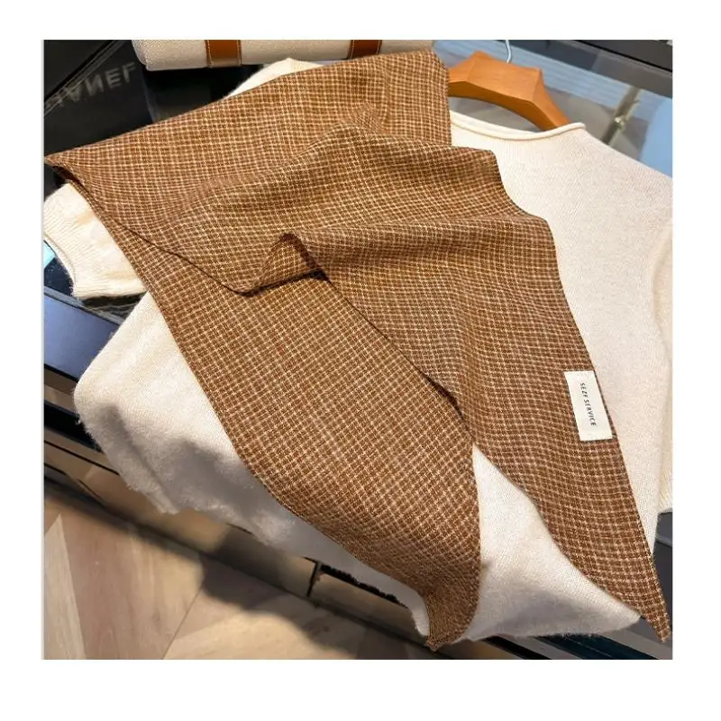 Enger multifunktionaler gestrickter Dreiecksschal aus Wolle; Damen-Kopftuch; Winterwarmer Halstuch-Haarband