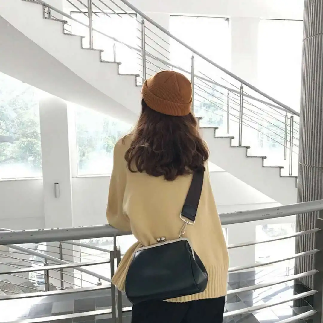 Women Leather Shoulder Bag Fashion Casual Messenger Bags New Pure Color Pu Clip Small Korea Simple One Shoulder Messenger