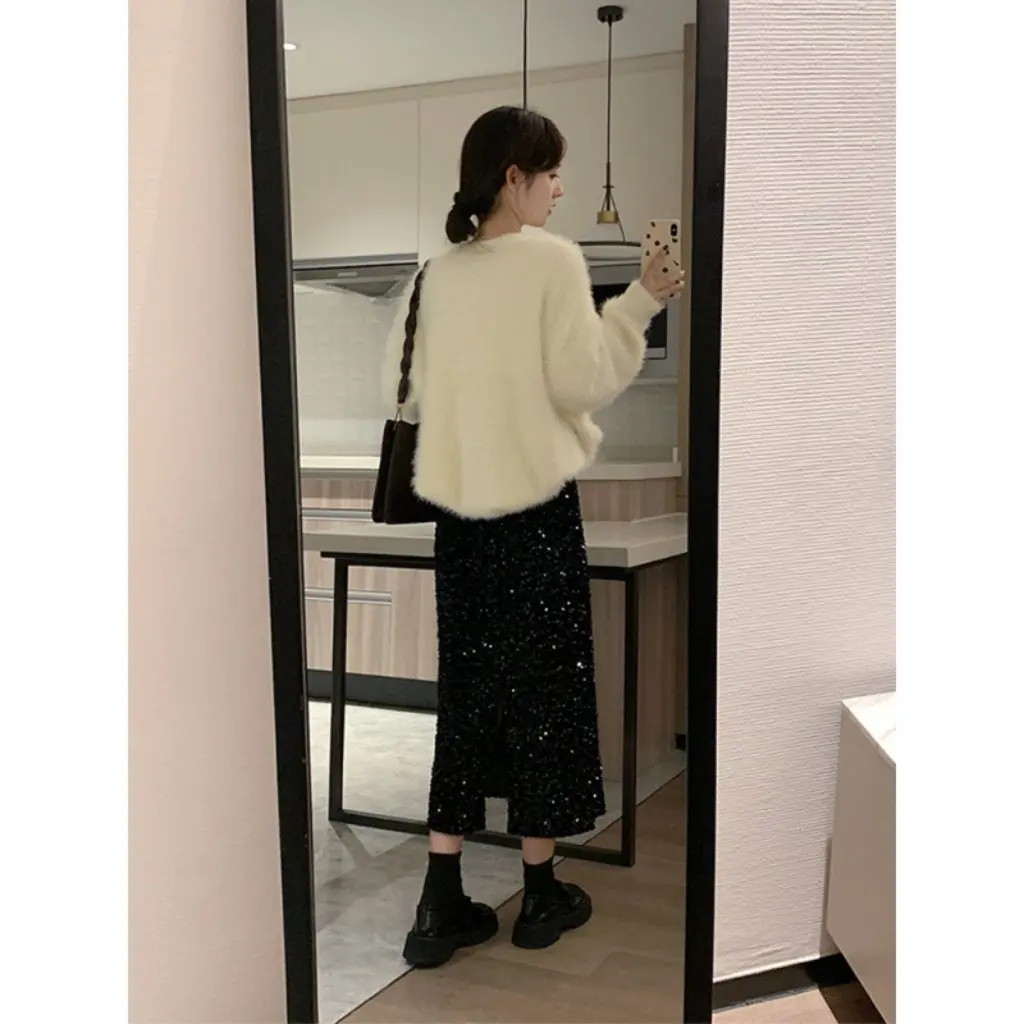 

Women's Velvet Sequined Skirt High Waist Long Black Split Skirt Autumn Winter Fashion Bright Color Popular Style