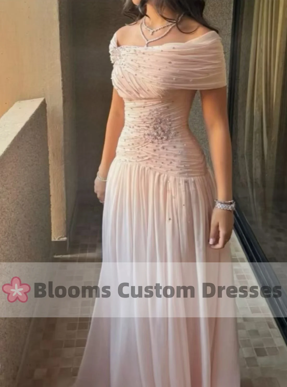 Цветы с открытыми плечами, шифоновые бусы, платье для выпускного вечера по индивидуальному заказу, плиссированные вечерние платья без рукавов с молнией сзади, вечерние платья