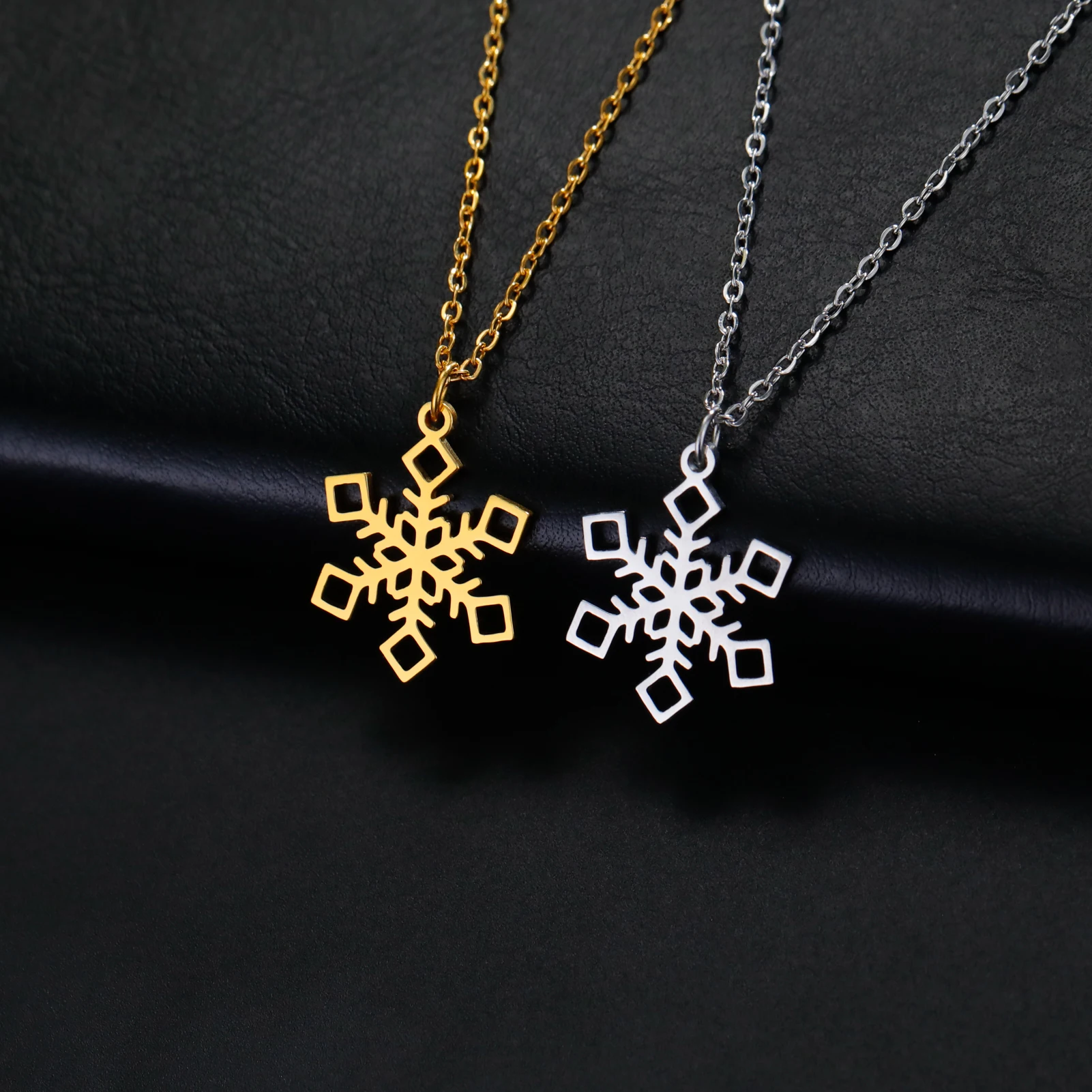 Leme geton Weihnachten Schneeflocke Anhänger Frauen Halskette Mode Edelstahl Halsband Mode einfache Schmuck Party Geschenk