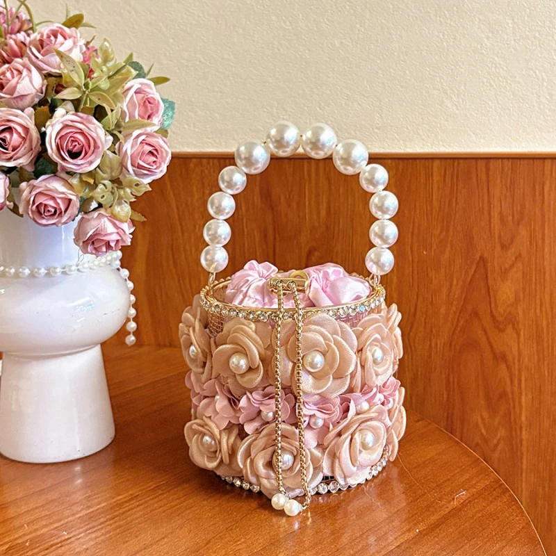 

Unique design floral birdcage bag, new stylish versatile chain crossbody bag, exquisite and super popular handbag