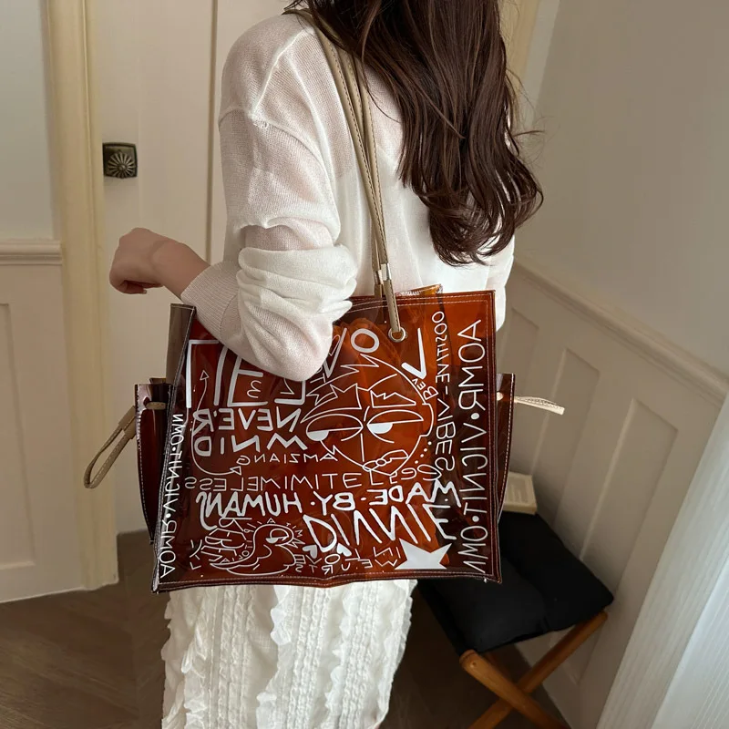 Transparent PVC Jelly Tote Bag Graffiti Letter Print Large Capacity Shoulder Bag With Inner Pouch Summer Women Shopping Handbag