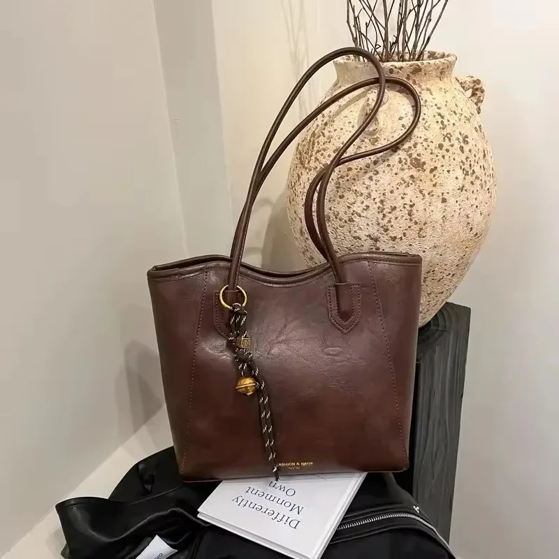 

Commute PU Retro Solid Color Shoulder Bags 2025 New Hot Sale Zipper Trendy Design Large Capacity Simple Women's Tote Bag