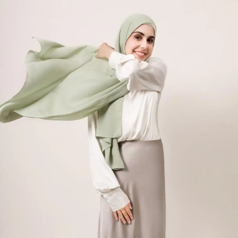 

Pearl Chiffon Solid Bubble Tudung, Breathable Soft Long Scarf Headwrap for Southeast Asian Women Daily Wear Fashion Accessories