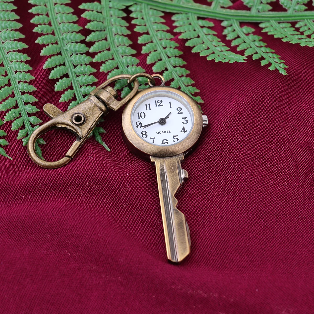 

Retro Hanging Vintage Quartz Pocket Watch Durable Key Shape Design Quartz Hanging Watch Easy Time Reading Practical