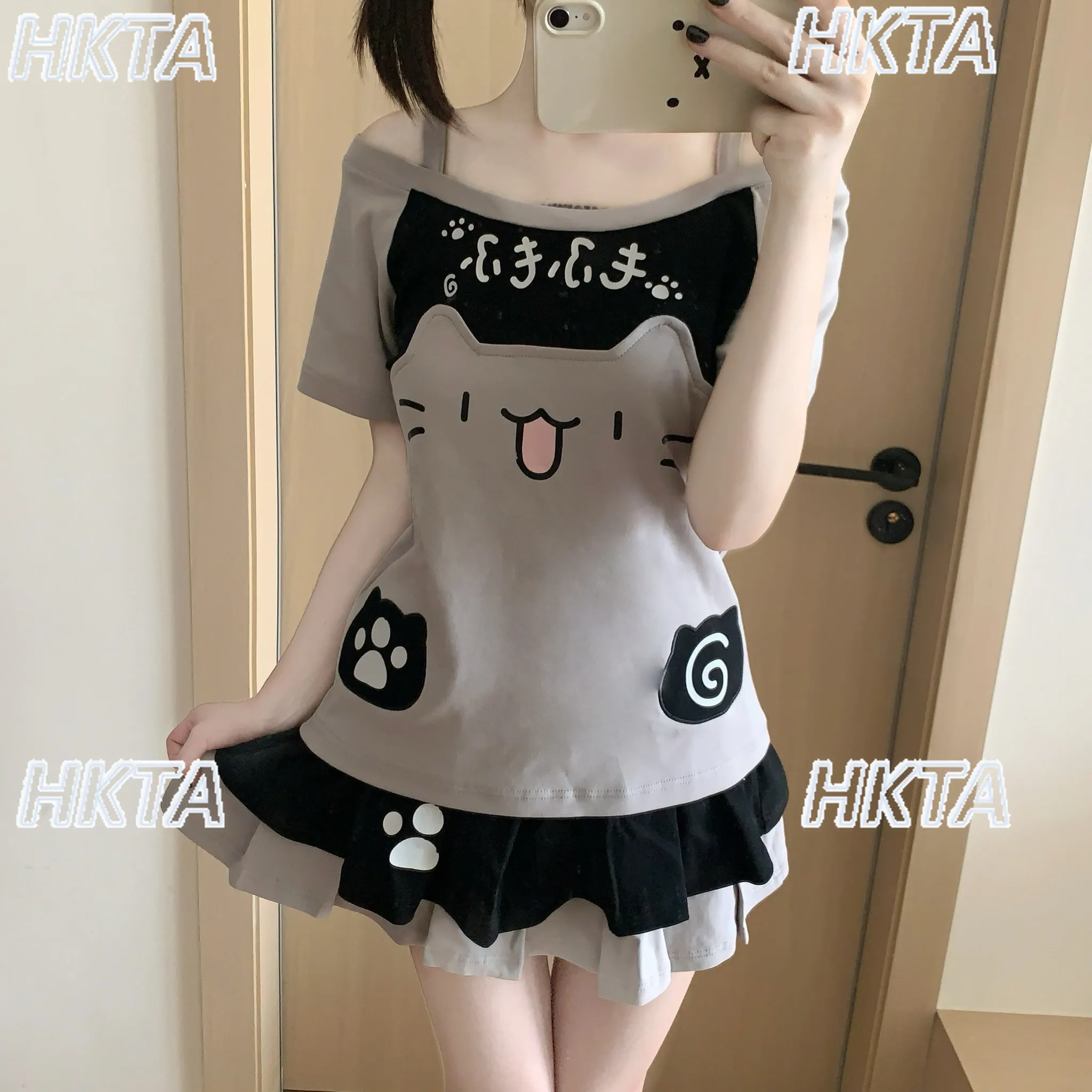 

Японский комплект в стиле Лолита: милая футболка с мультяшным принтом, открытыми плечами и коротким рукавом, а также мини-юбка с принтом «Сладкий торт» для женщин