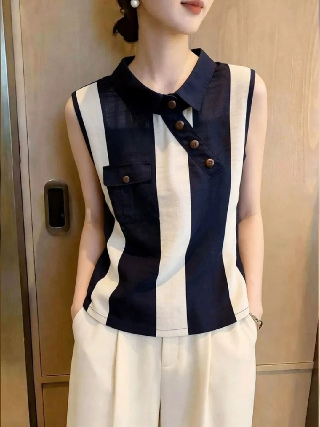 

Korean Style Collar Striped Design Summer Casual Sleeveless Commute Top Women's Vest Small Shirt Comfortable Silk Material