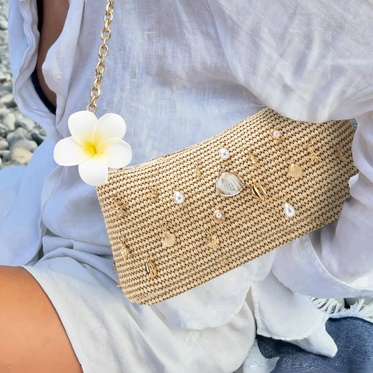 

Fashion Shell Women Shoulder Bag Paper Rope Crochet Straw Bags for Women Conch Chains Beach Bag Handmade Woven Crossbody Bags