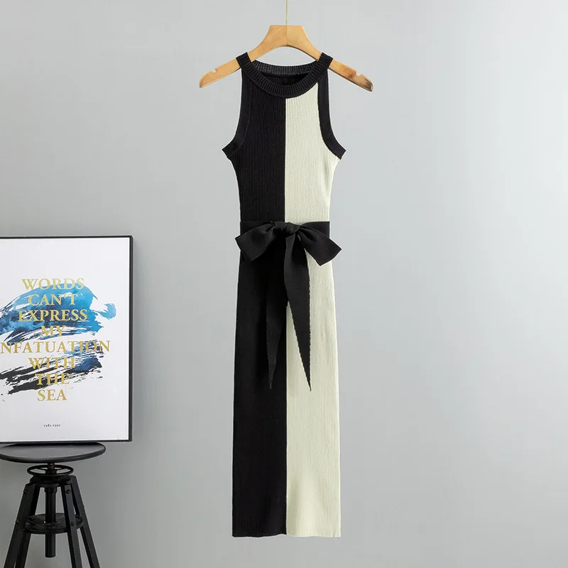 Moda asymetryczna kontrastowa kolor łączenie Temperament dzianinowa sukienka damska 2024 letnia nowa dopasowana sukienka obcisła sukienka Midi elegancka