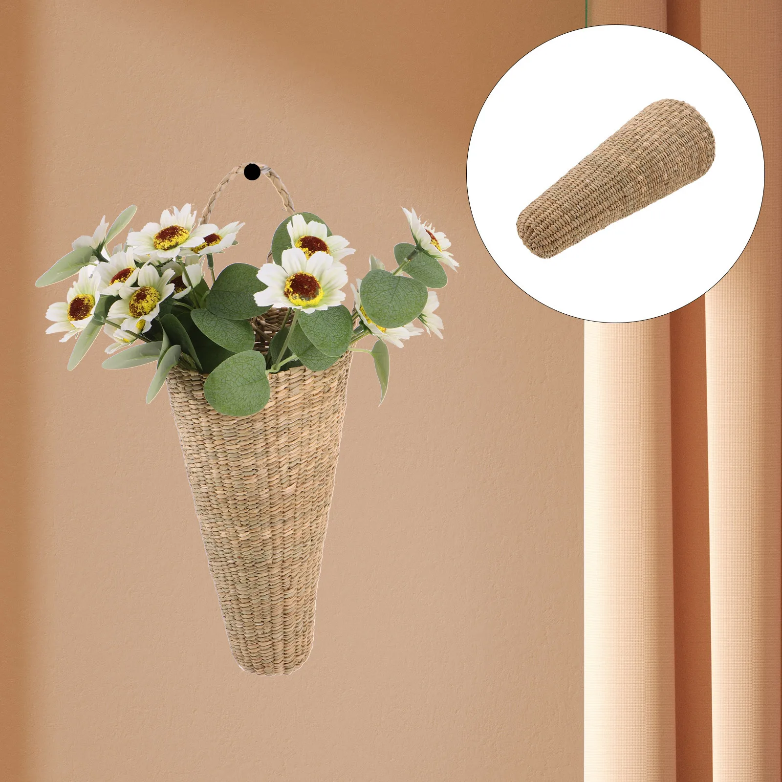 

Hand-Woven Wall Mounted Plant Basket - Scalloped Straw Storage Decor for Dried Flowers, Artificial Arrangements, Vertical Space