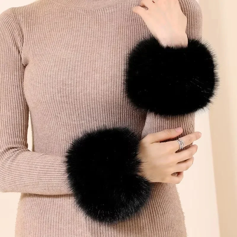 Autumn and Winter New Fur Decorative Sleeves for Women Windproof Cuffs Imitating Fox Fur, Wrist Protection for Winter Warmth