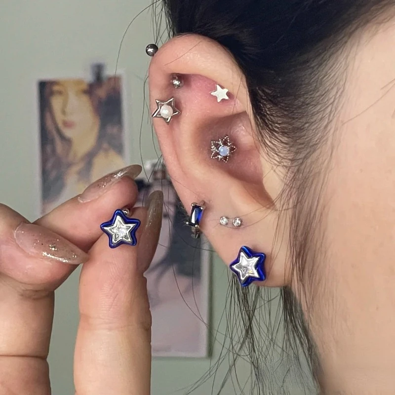 Blue Crystal Star Stud Earrings for Women Girl 2PCS Cool Sweet Aesthetic Pentagram Mini Earrings Fashion Y2k Trendy Jewelry Gift