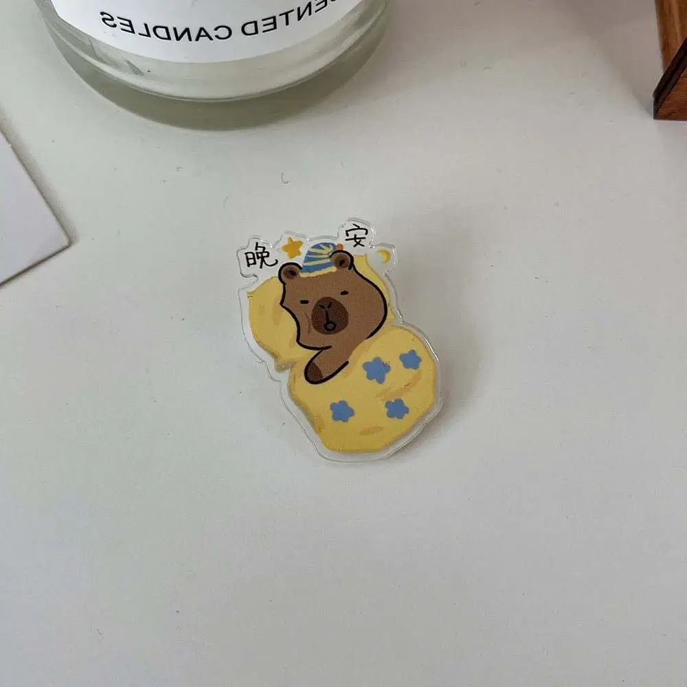 Exquisite Animal Cartoon Acrylic Pin Flower Mini Capybara Brooch Funny Letter Animal Badge Party