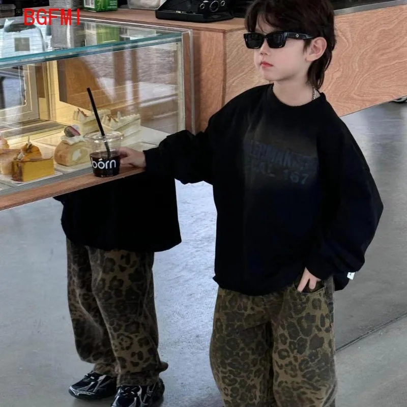 Boys 2024 Spring Autumn New Korean Children\'s Black Letter Sweatshirt + Leopard Vintage Denim Loose Pants Children\'s Fashion Set