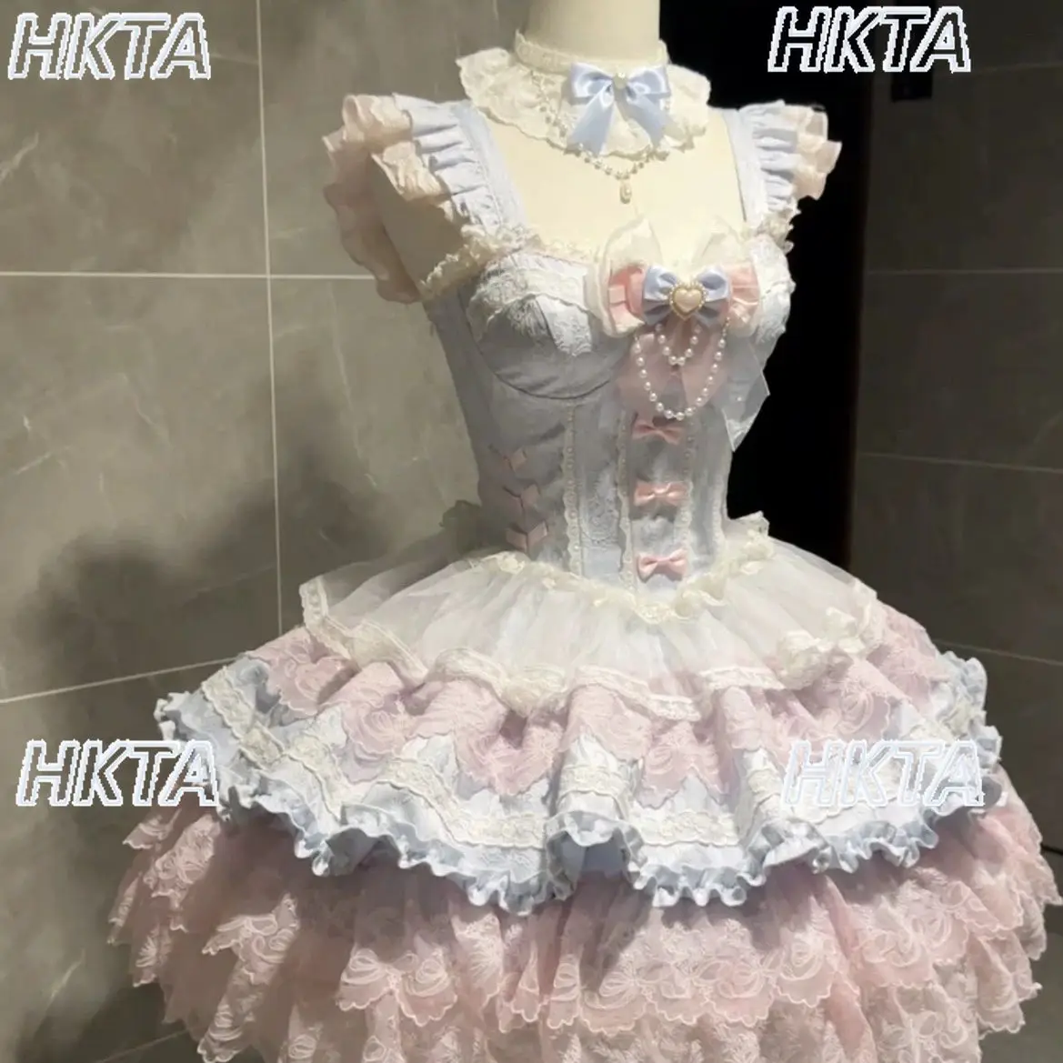 

Japanese Lolita Lace Bow Birthday Party Masquerade Mini Dresses New Sweet Cute Flying Sleeve Cake Princess Dress Ball Gown Women
