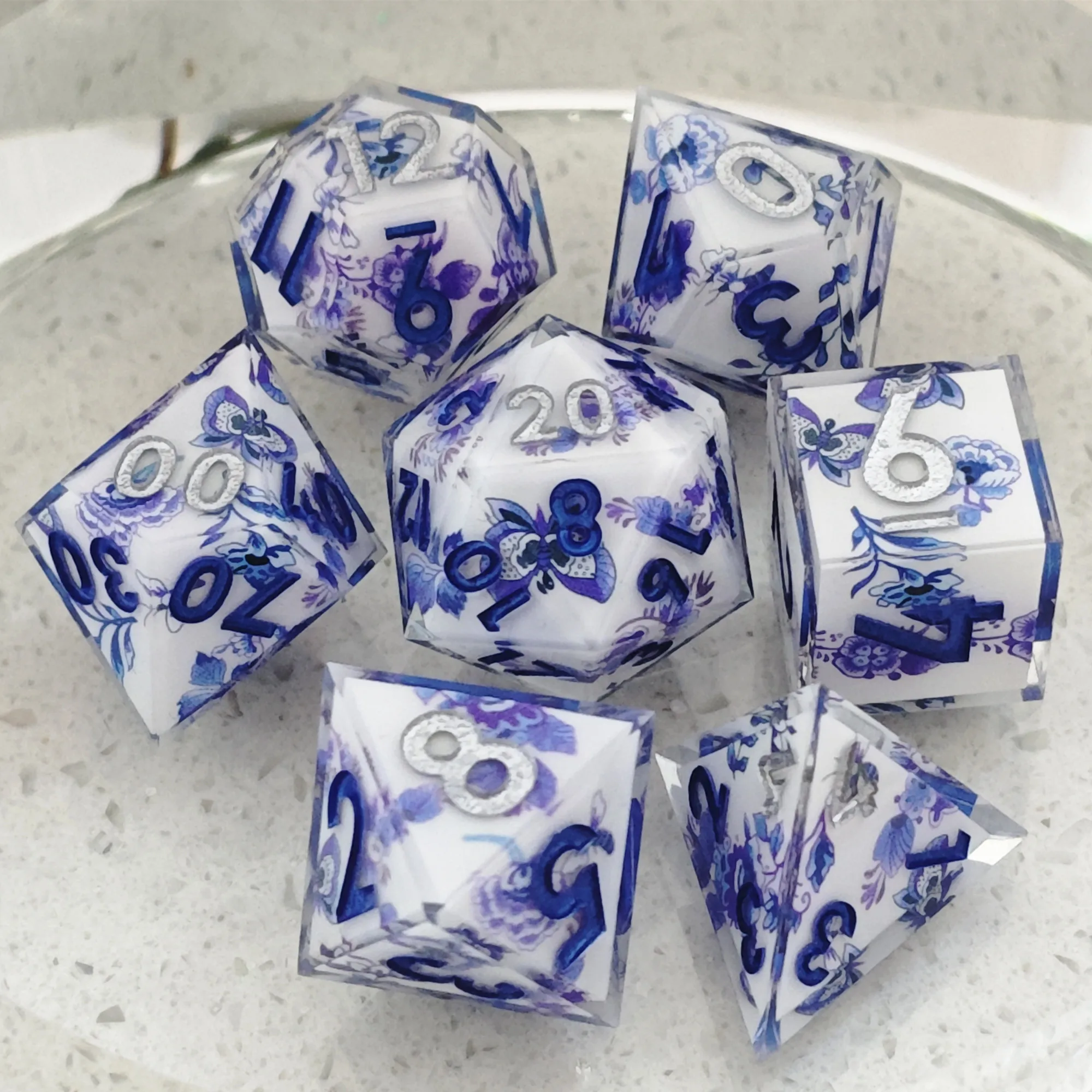 MINI PLANET Blooms Cherry Sticker Dice Set Sharp Polyhedral Resin Dice For TRPG Desktop Games Layered DND Dice Set 7pcs/set