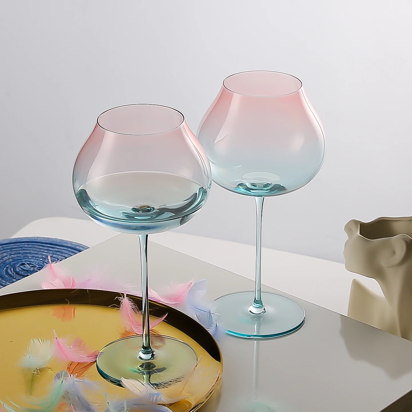 

830ml Large Capacity Gradient Ultra Thin Red Wine GlassesBurgundy Glasses Goblets Party Wedding Wine Glasses