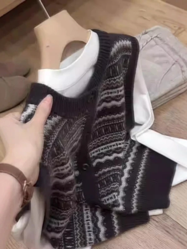 

Autumn Winter Women's Knitted Sweater Vest Pumpkin Grey Texture Embroidery Layering Top Casual Comfortable Long Sleeve round ...