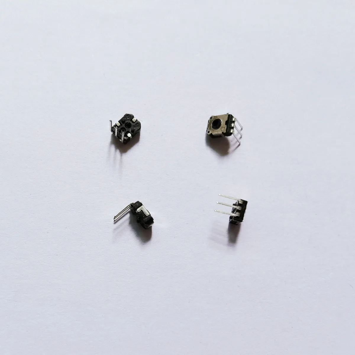 

Original new 100% XV04N2.1F-0B5K sensor B5K micro sensor 4*5.5mm (SWITCH)