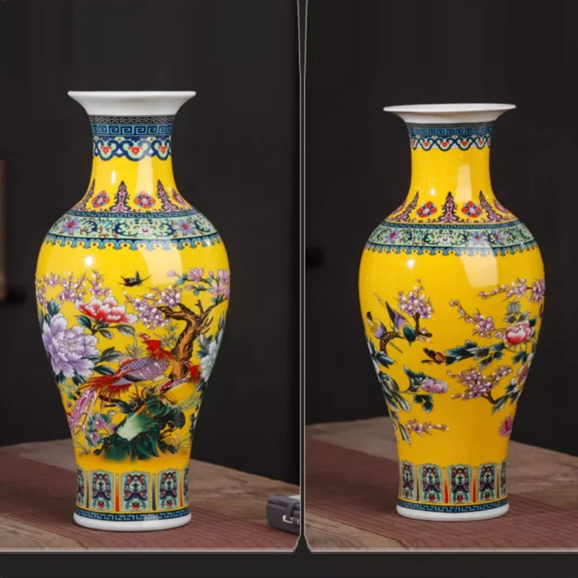 Jingdezhen ceramic ware, red flower bottle, Chinese style living room flower arrangement, dried flowers decoration, homestay dec