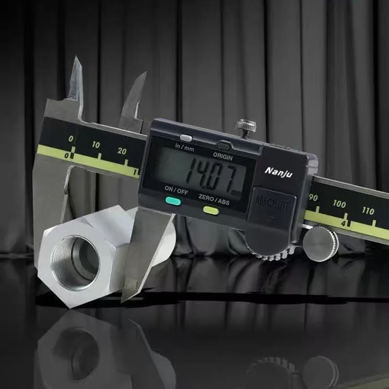 NanJu الفرجار 0-150 مللي متر 500-196-30 LCD الرقمية الورنية الفرجار 6in قياس الإلكترونية الفولاذ المقاوم للصدأ