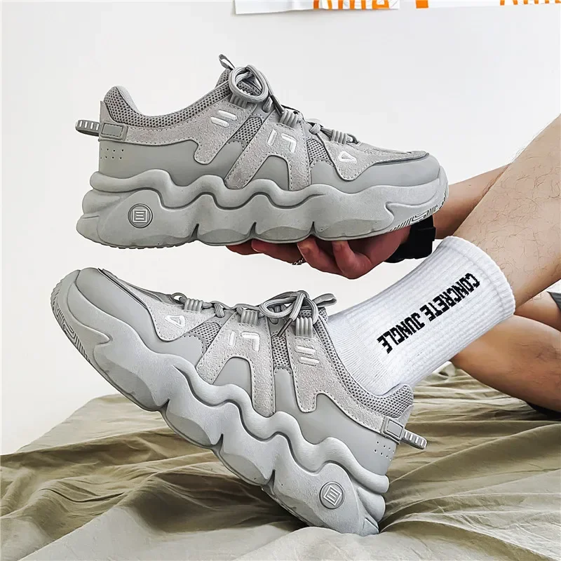 2022 Men Vulcanize Shoes Men Fashion Thick Bottom White Casual Shoes Four Seasons Non-slip Lace Up Designer Platform Sneakers