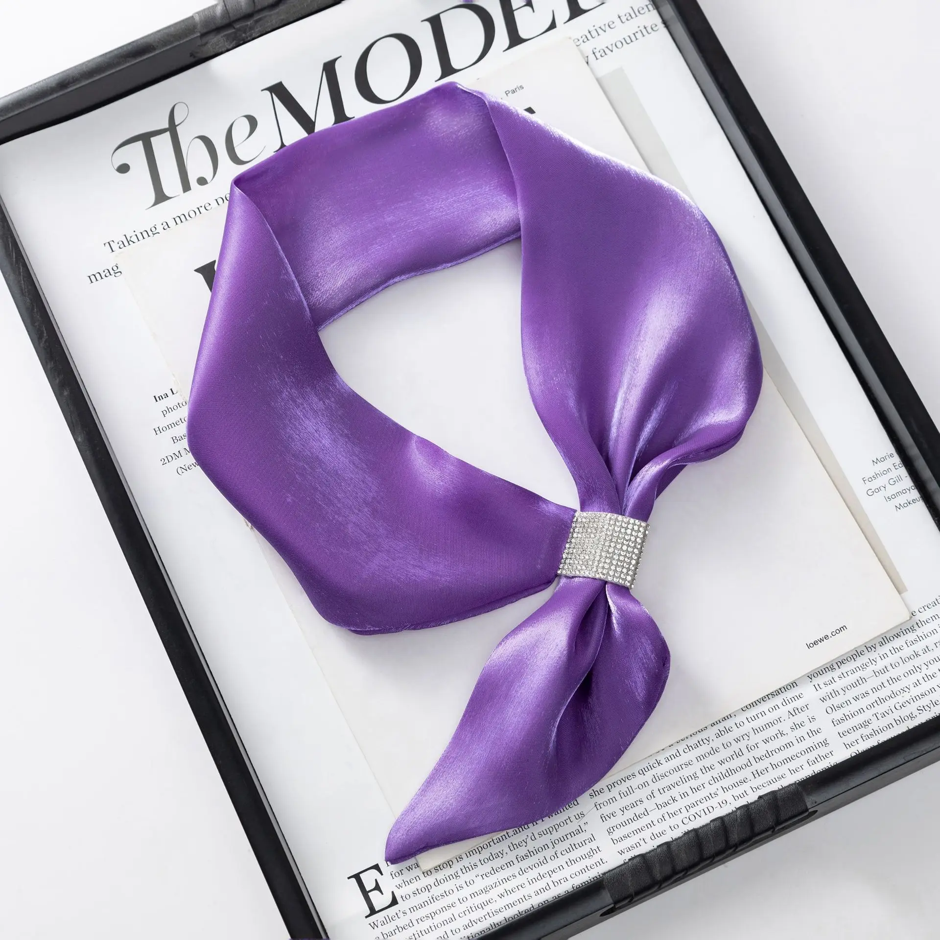 

Red Long, Narrow Scarf: Double-Layer, Fashionable, and Versatile Neck Warmer for Women—Lightweight Summer Scarf