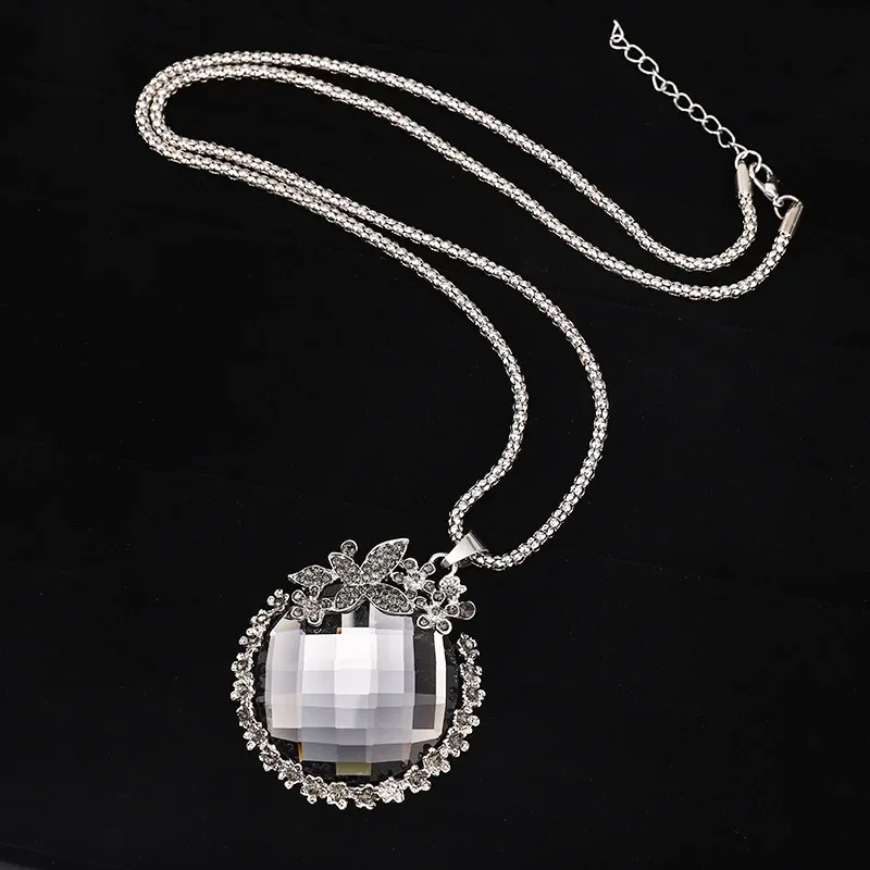 Luxury Big Gray Crystal Pendant Necklace For Women 2024 Vintage Fashion Sweater Chain Flower Choker Collar Accesorios Mujer