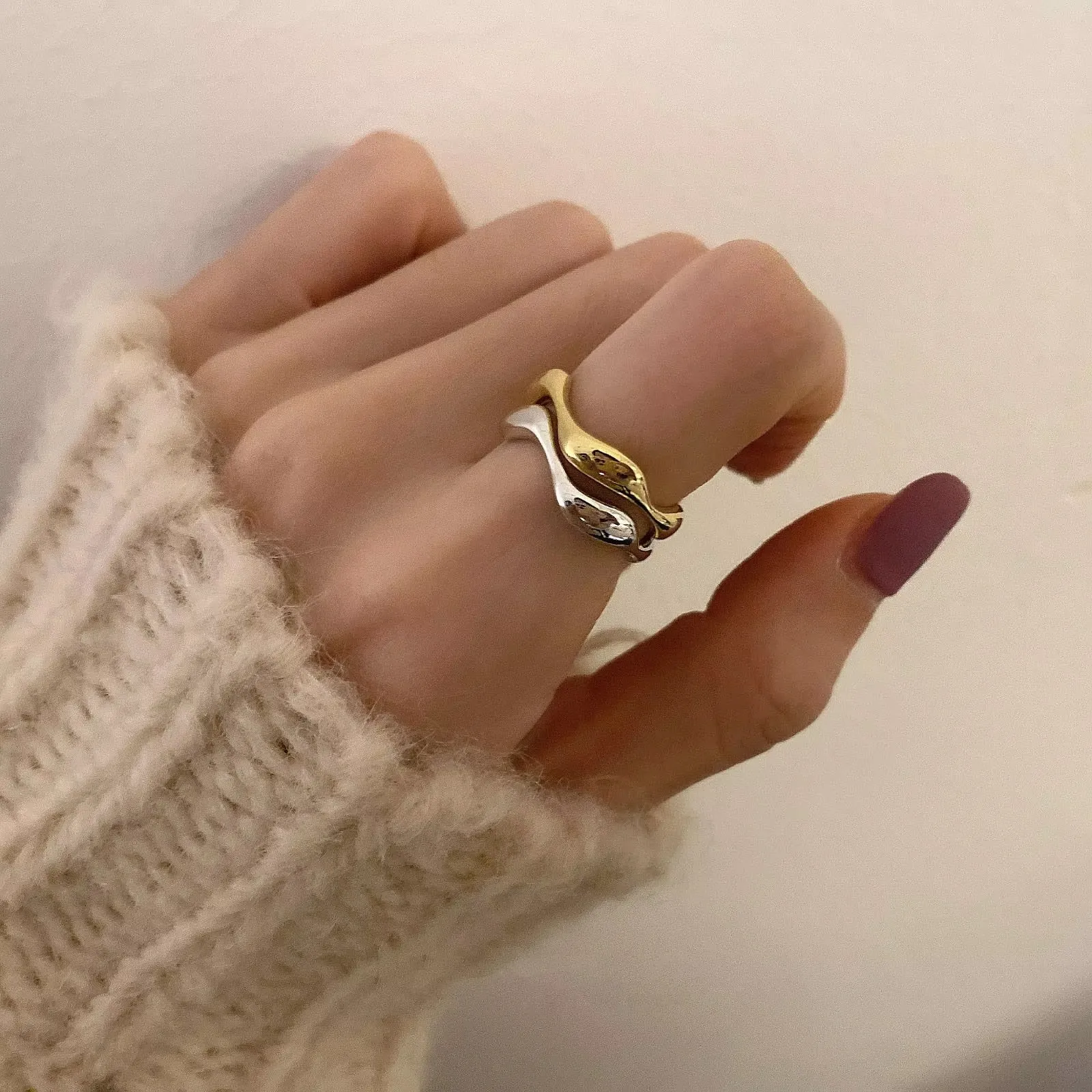 

925 Sterling Silver Irregular Design Wave Golden Stackable Finger Rings Trendy Adjustable For Women