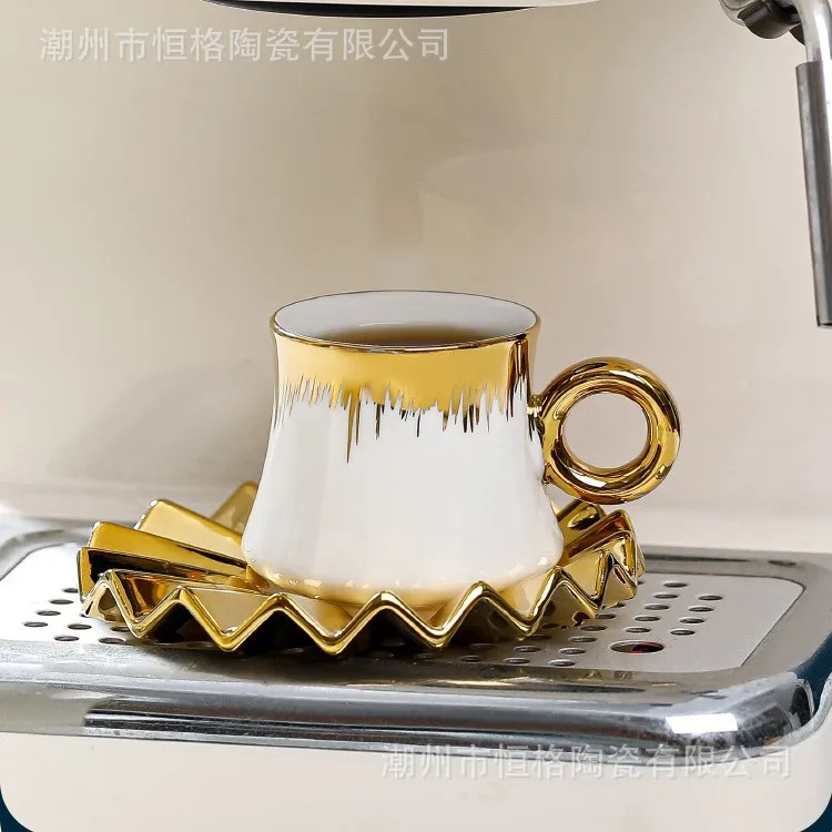Foreign trade Cross-border Middle East Turkey European medieval ceramics Gold-plated coffee cup and saucer set Premium light lux