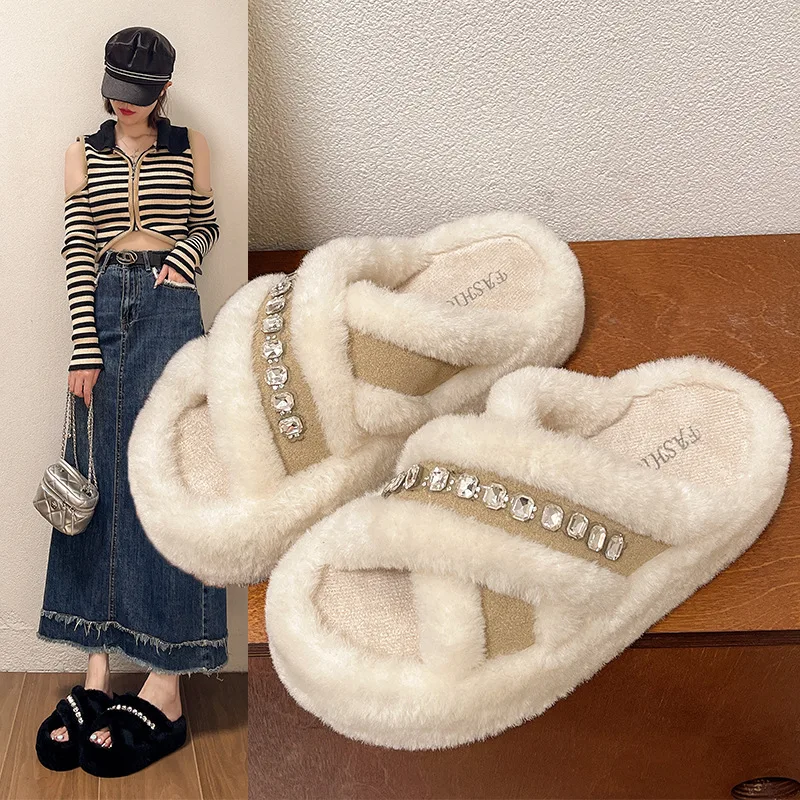 Buty na wysokim obcasie Lady House Slippers Platform On A Wedge Slipers Women Fur Flip Flops Flock Luxury Slides 2023. Plush Designer R