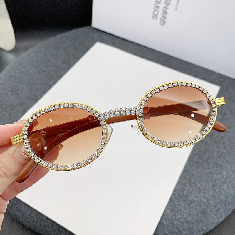 

Diamond Luxury Metal Sunglasses UV400 Fashion Rhinestone Eyewear Traveling Shades Women Stylish Female Street Photography Glasse