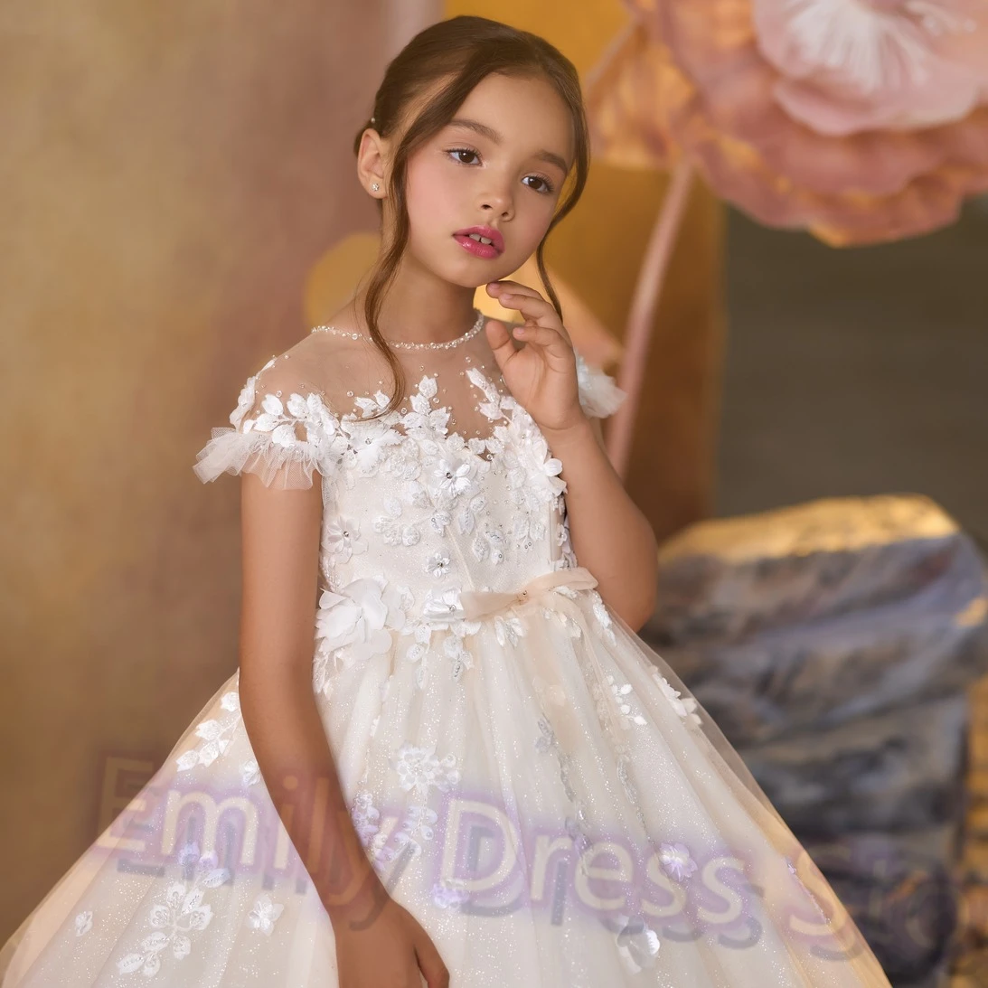 カスタマイズされたアイボリーフラワーガールドレス結婚式用チュールアップリケノースリーブレースふくらんガウン誕生日パーティー初聖体ドレス