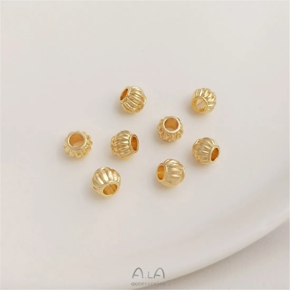 14K Gold-coated Lollipops Small Daisy Lanterns, Copper Beads, Separated by Beads, Handmade Beaded DIY, Loose Beads Accessories