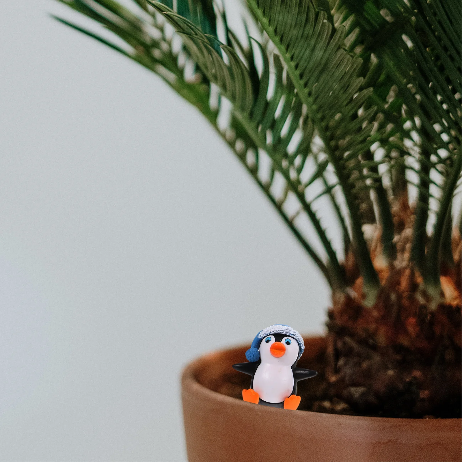 

8Pcs Penguin Material Adorable Cartoon Ski Bonsai Decor Tool Design Bonsai Mini Penguin Succulent Home Garden Decor