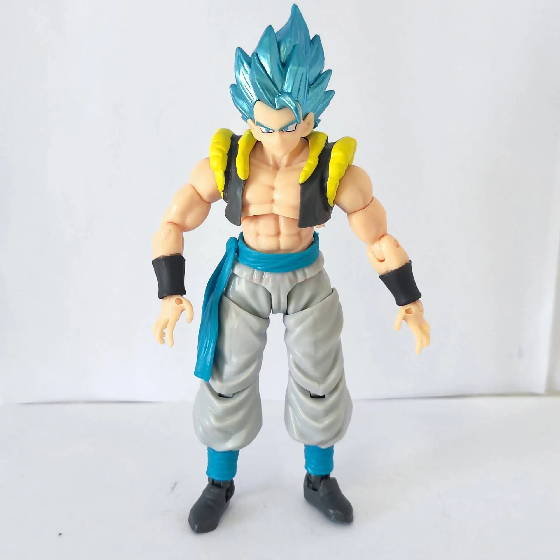 Genuine Bandai Dragon Ball Super Saiyan Vegeta Wukong Tranks No Accessories Loose 5-Inch Doll Gift