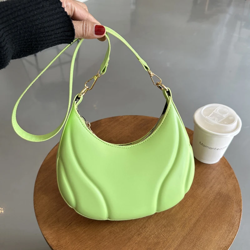 กระเป๋าหนัง PU สะพายไหล่สำหรับผู้หญิง ฤดูหนาว สไตล์ Y2K กระเป๋าสะพายข้างผู้หญิงสุดอินเทรนด์ กระเป๋าถือและกระเป๋าสะพายไหล่สไตล์เรโทร