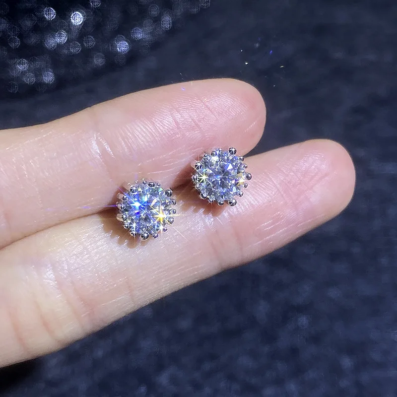 الأصلي الأكثر مبيعا 2026 جديد البلاتين مويسانيتي وأقراط فاخرة الحد الأدنى موضة PT950 أقراط الذهب الأبيض شهادة هدية