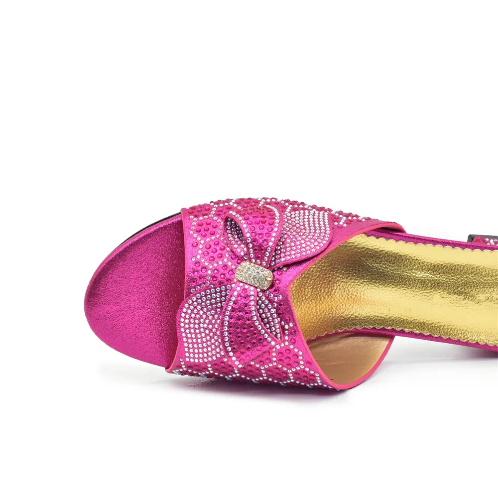 Mais recente marca designer de cristal grande arco salto baixo feminino strass bowtie sapatos casamento tamanho grande italiano elegante bombas festa