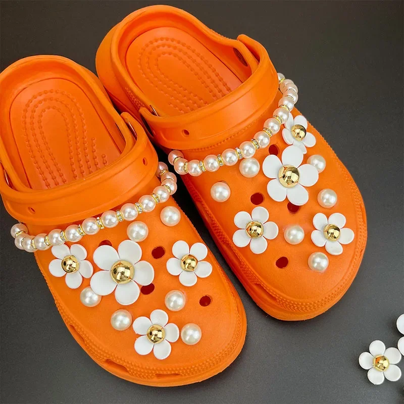 子供用パールチェーン付きシューズチャーム,日曜大工,黒と白の花,バックル装飾,アクセサリーセット,女の子へのギフト