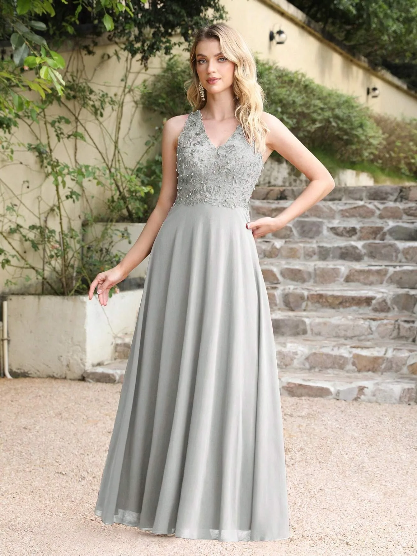 Elegant V-Neckline Lace Pearls Beadings Long Prom Dress Sexy Sleeveless Chiffon A-line Skirt Formal Ball Gown Evening